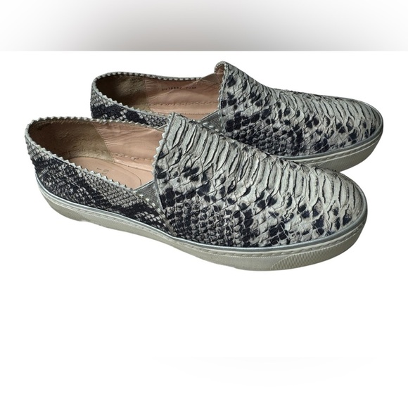 Stuart Weitzman Nuggets Slip-On Sneaker Women Size 7.5 - Picture 1 of 13